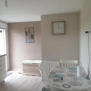 https://nid-douillet-neant-sur-yvel.inbrittany.com